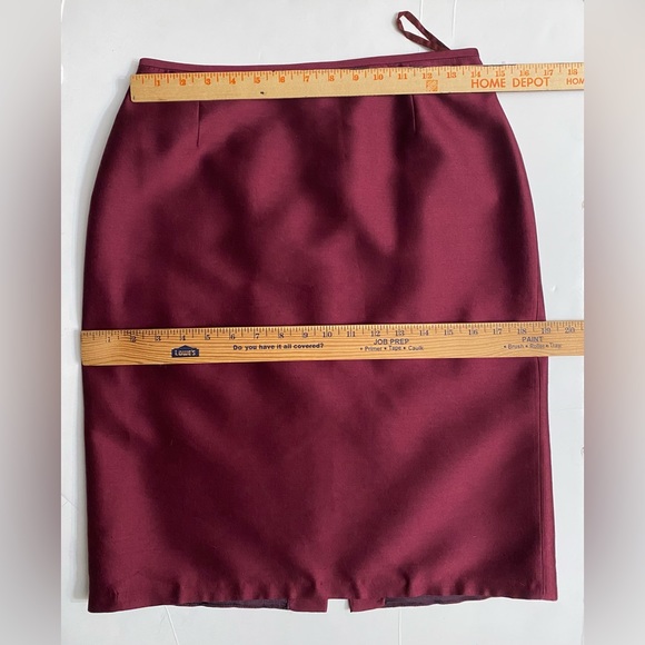 Unbranded Silk Wool Blend Pencil Skirt Burgundy Size 6P Back Zip Lined - Picture 2 of 8